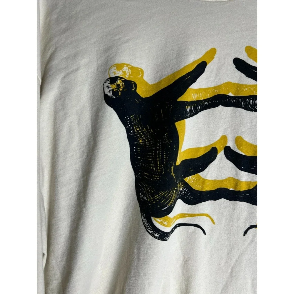 Levi's Men's Medium Cream White Long Sleeve T Shirt Skull Lion Graphic
